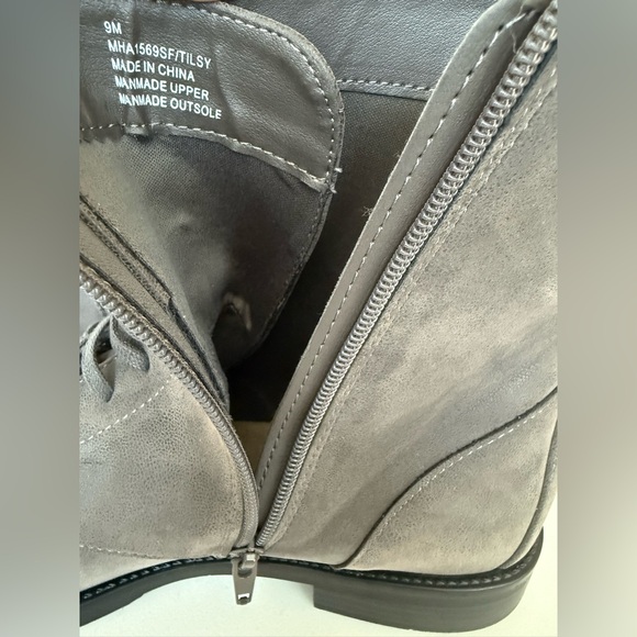 NWOT MIA Lace-Up Ankle Booties - Picture 3 of 5